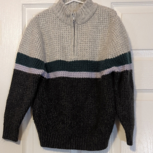Boys Green and Gray 3/4 Zip Sweater Size small - Picture 1 of 5